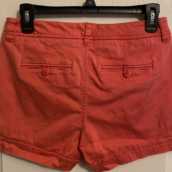 Super cute shorts - Picture 3 of 4